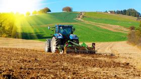 Крупнейшие владельцы сельхозземель за год увеличили земельный банк на 6%